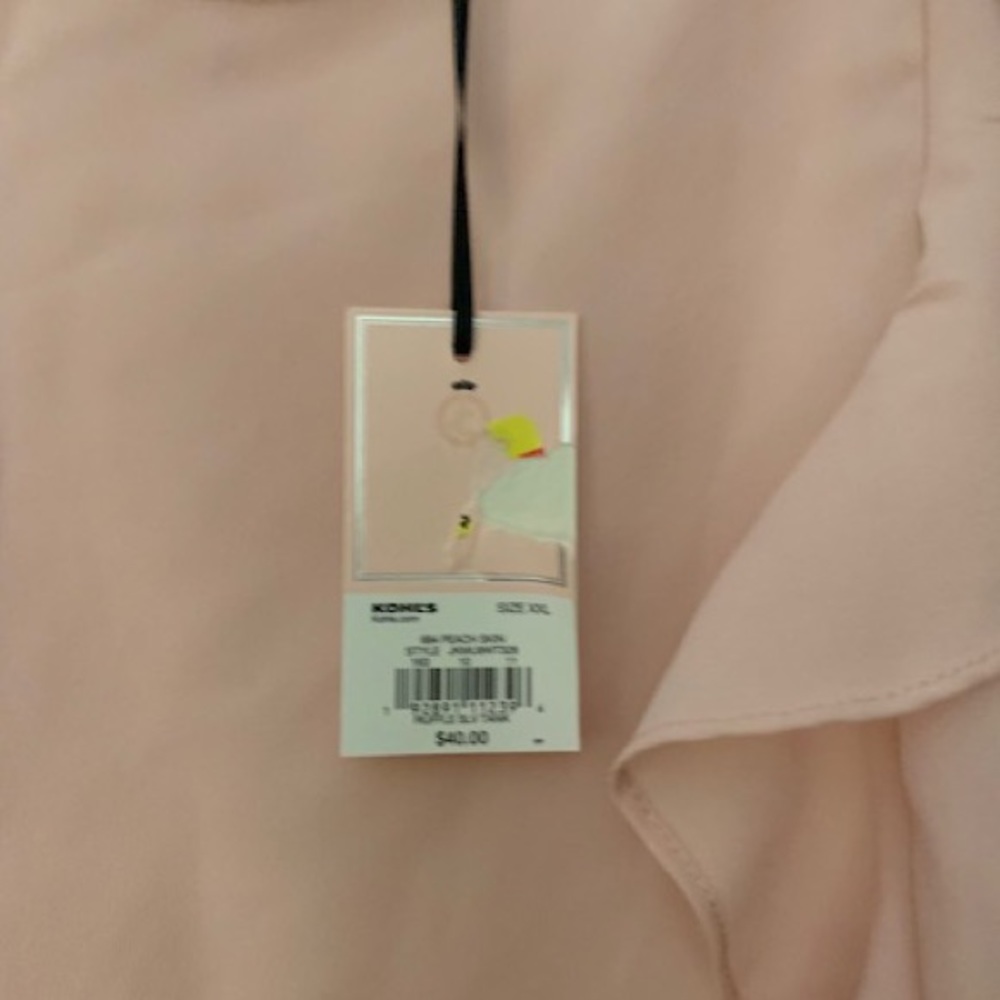 Juicy couture sleeveless pink blouse - Picture 3 of 3